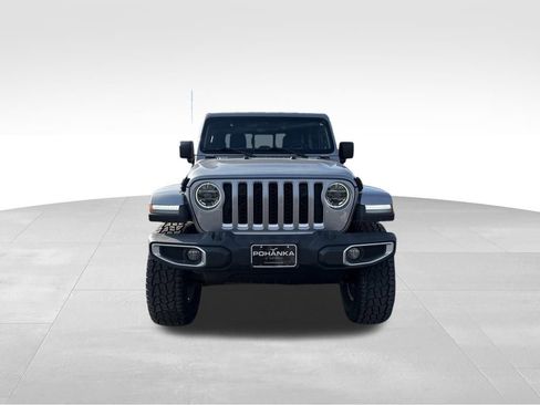 Used 2020 Jeep Gladiator Overland image 3