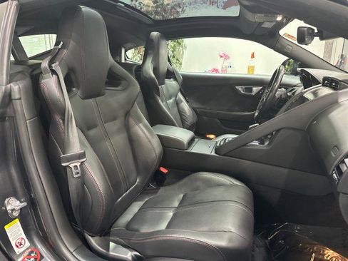 Used 2017 Jaguar F-TYPE Coupe RWD image 46