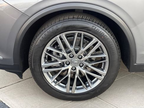 Certified 2024 Acura MDX SH-AWD w/ Advance Package image 5