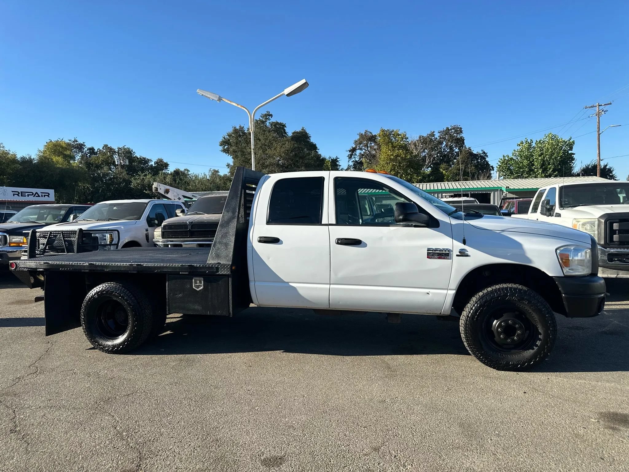 Used 2009 Dodge Ram 3500 Truck ST w/ PWR Accessory Group AWD/4WD image 4