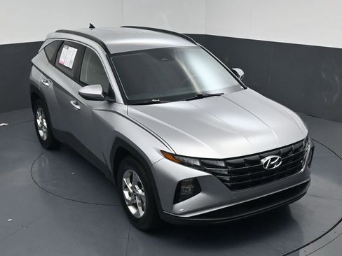 Used 2024 Hyundai Tucson SEL FWD image 11