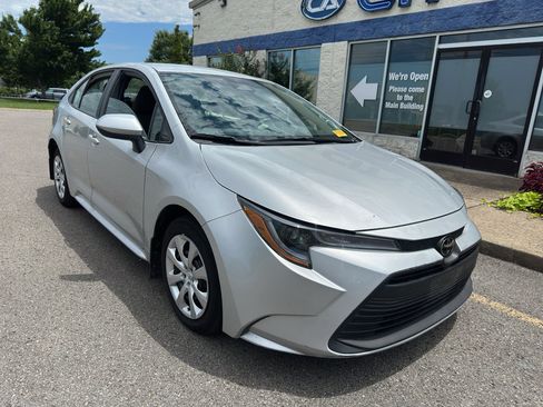 Used 2026 Toyota Corolla LE FWD image 2