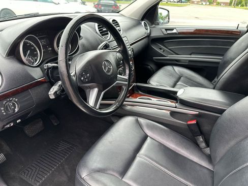 Used 2011 Mercedes-Benz GL 450 4MATIC w/ Premium 2 Pkg image 11
