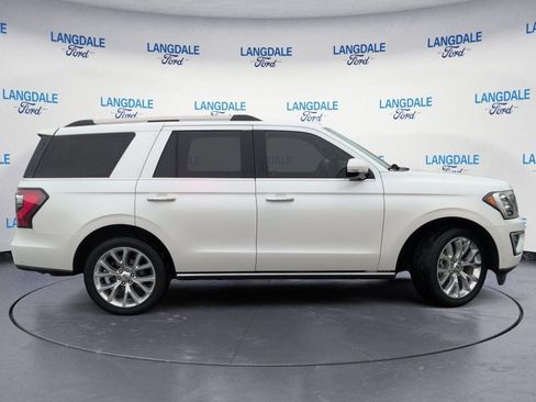 Used 2019 Ford Expedition Limited w/ Equipment Group 302A RWD image 3