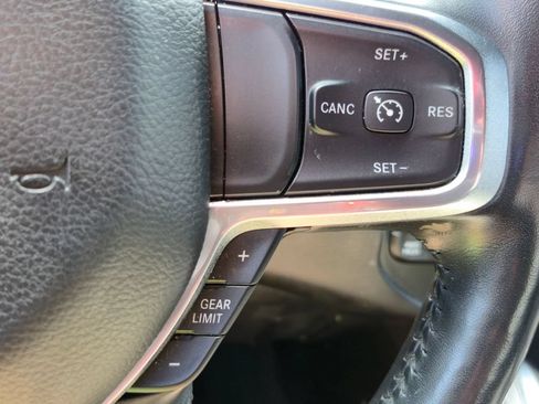 Used 2020 RAM 1500 Laramie w/ Sport Appearance Package AWD/4WD image 18