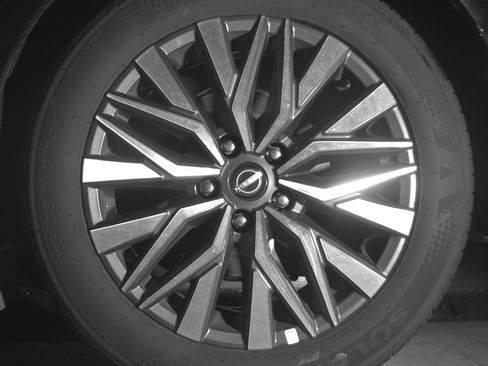 Used 2025 Nissan Altima 2.5 SV image 14