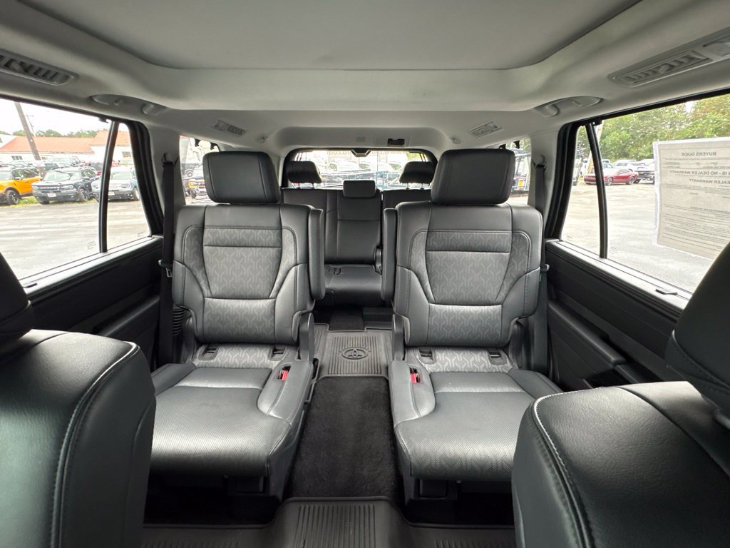 Used 2024 Toyota Sequoia Limited w/ TRD Off-Road Package AWD/4WD image 29