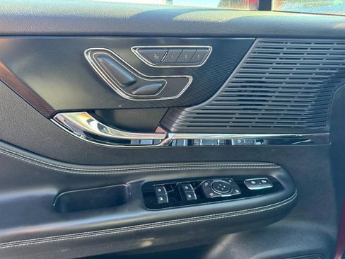 Certified 2020 Lincoln Corsair AWD w/ Premium Package image 25