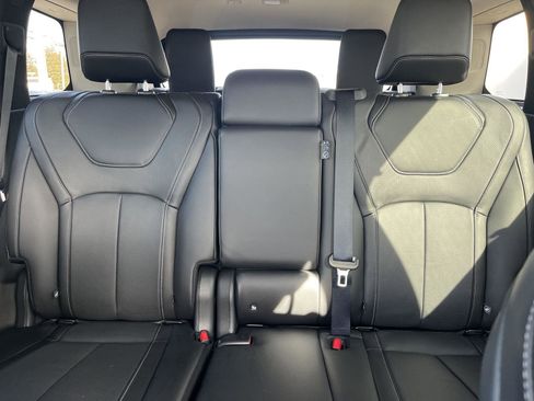 Used 2025 INFINITI QX60 Luxe image 21