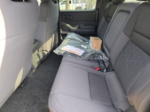 New 2026 Nissan Frontier SV image 12