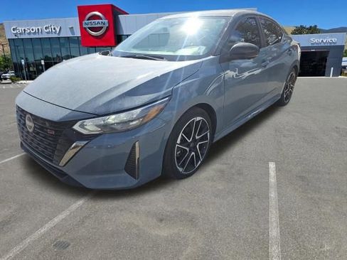 Used 2024 Nissan Sentra SR w/ SR Premium Package image 3
