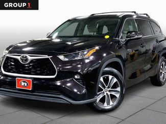 Used 2022 Toyota Highlander XLE video 1