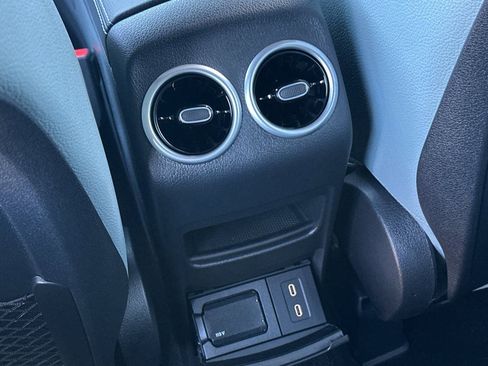 New 2026 Mercedes-Benz GLB 250 image 24