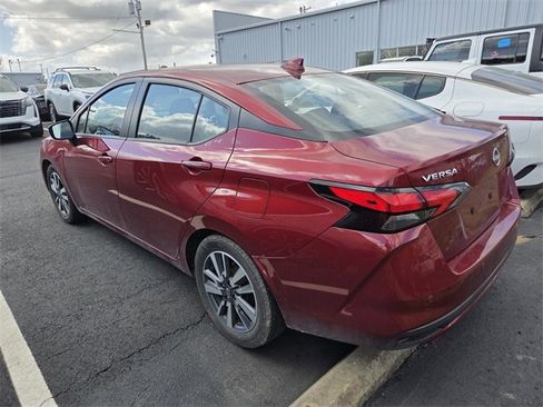 Certified 2025 Nissan Versa SV image 5