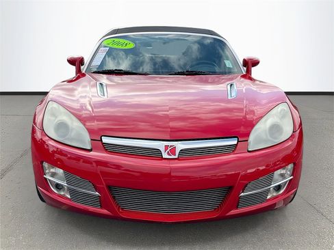 Used 2008 Saturn Sky image 2