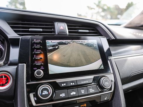 Used 2020 Honda Civic Sport Touring image 15