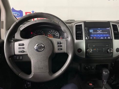 Used 2020 Nissan Frontier S image 16