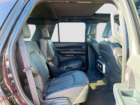 Used 2022 Ford Expedition Limited RWD image 30