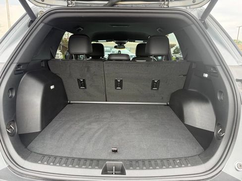 Used 2026 Chevrolet Equinox LT w/ Convenience Package II AWD/4WD image 18