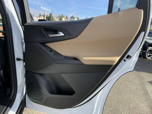 New 2026 Chevrolet Equinox ACTIV w/ Convenience Package III image 24