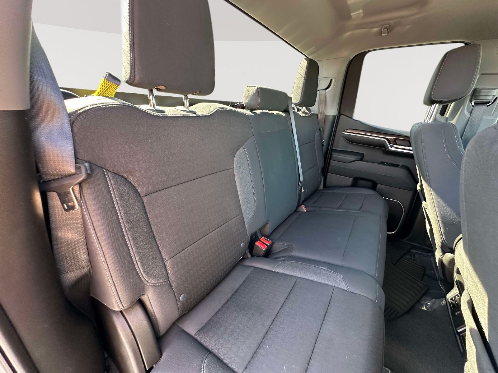 Used 2024 Chevrolet Silverado 1500 LT AWD/4WD image 27