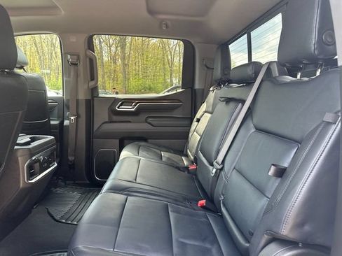 Used 2025 GMC Sierra 1500 Elevation w/ Preferred Package AWD/4WD image 15
