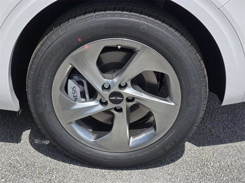 New 2026 Genesis GV70 2.5T Select AWD/4WD image 5