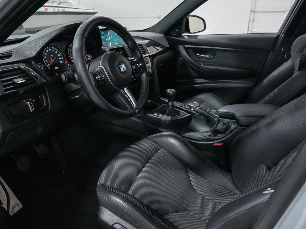 Used 2017 BMW M3 RWD image 10