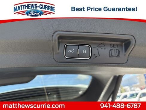 New 2026 Ford Explorer Platinum image 15