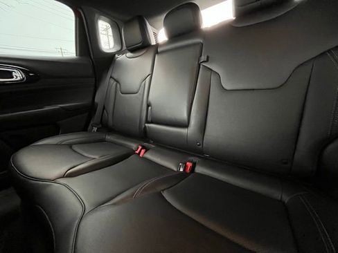 Used 2022 Jeep Compass Limited image 25