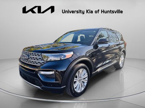 Used 2020 Ford Explorer Limited w/ Class III Trailer Tow Package image 3