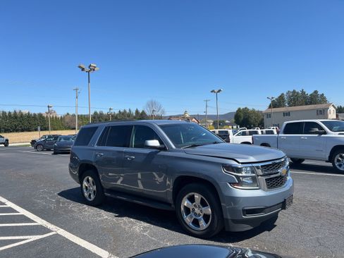 Used 2015 Chevrolet Tahoe LT image 8