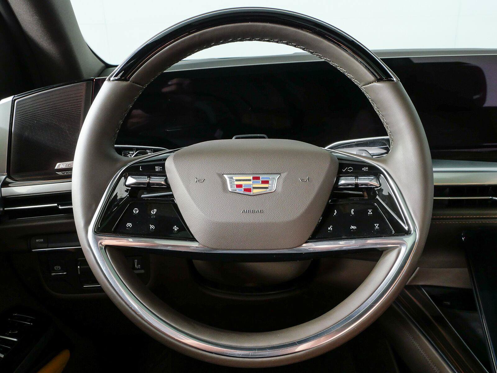 Used 2025 Cadillac Escalade Premium Luxury w/ LPO, Radiant Package RWD image 10