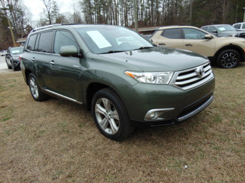 Used 2012 Toyota Highlander Limited w/ Tow Pkg image 2