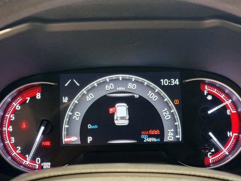 Used 2025 Toyota RAV4 LE AWD/4WD image 10