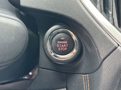 Used 2019 Subaru Crosstrek 2.0i Limited w/ Moonroof Package w/Navigation image 29