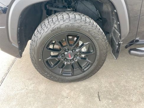 Used 2023 Toyota Tundra Limited w/ TRD Off-Road Package AWD/4WD image 30
