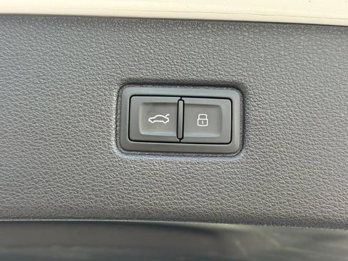 Used 2019 Audi Q7 3.0T Premium Plus w/ Premium Plus Package AWD/4WD image 28