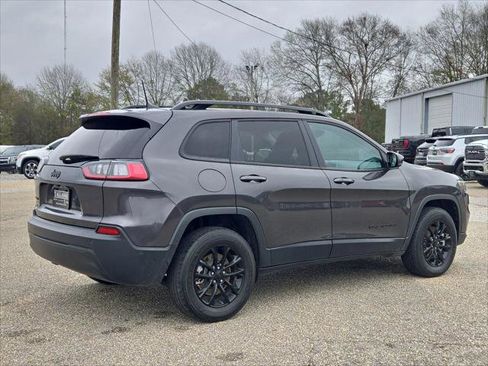 Certified 2023 Jeep Cherokee Altitude Lux w/ Lux Elite Package AWD/4WD image 6