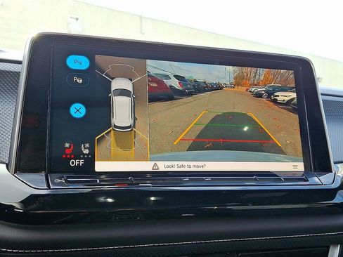 New 2026 Volkswagen Atlas Cross Sport SEL Premium R-Line AWD/4WD image 16