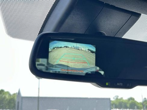 Used 2018 Toyota C-HR XLE image 22