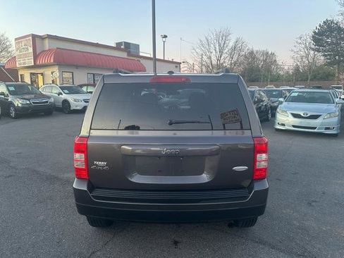 Used 2016 Jeep Patriot Latitude image 6