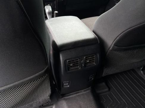 Used 2019 Toyota 4Runner TRD Off-Road AWD/4WD image 20
