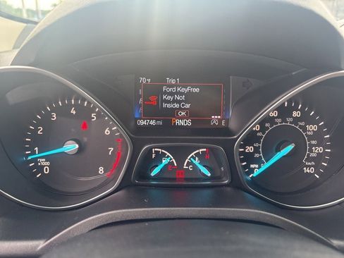 Used 2018 Ford Escape Titanium w/ Ford Safe & Smart Package AWD/4WD image 20