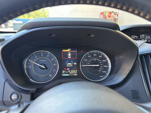 Used 2022 Subaru Crosstrek 2.5i Sport w/ Moonroof Package AWD/4WD image 23