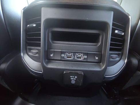 Used 2025 RAM 1500 Laramie w/ Laramie Southwest Edition image 32