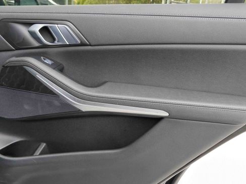 Used 2022 BMW X7 xDrive40i image 33