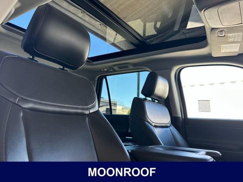 Used 2025 Ford Expedition Active AWD/4WD image 20