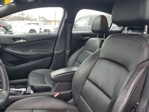 Used 2017 Chevrolet Cruze Premier image 13