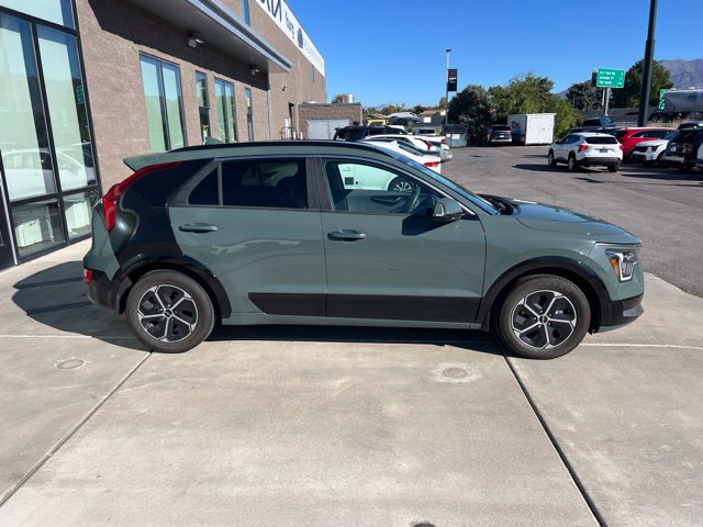 Used 2024 Kia Niro FWD image 6